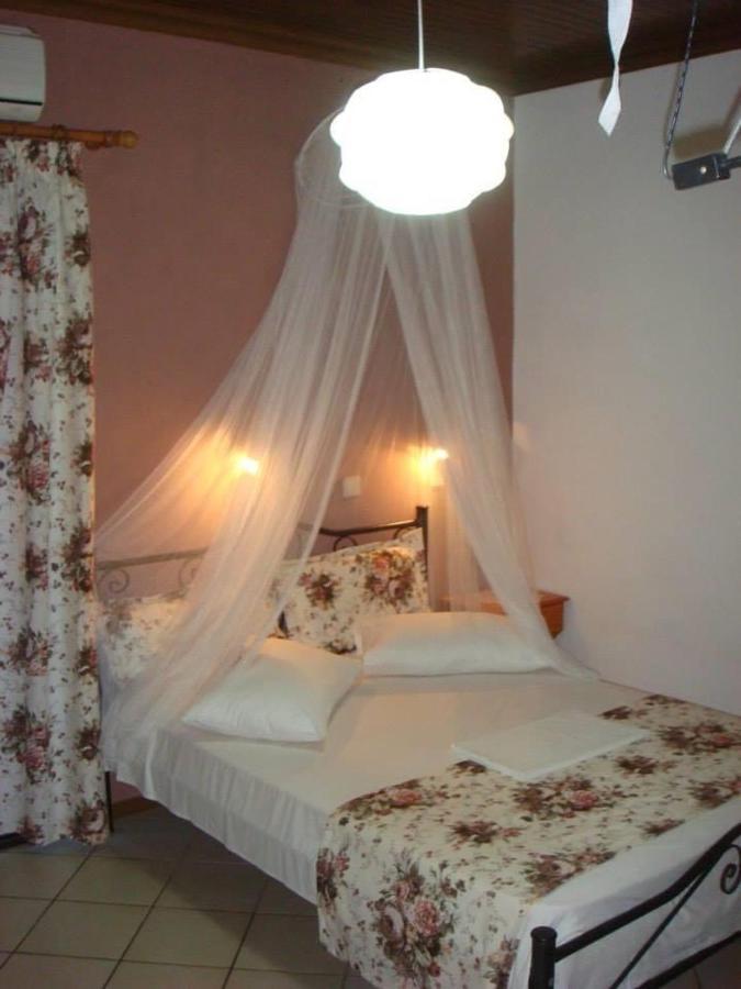 Barbara Studios Skala Potamia  Luaran gambar